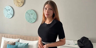 I Fucked an Estate Agent Hard because She Overcharged for Her Service