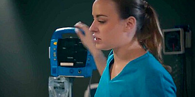 Ashley Lane, Anna Claire Clouds And Tommy Pistol In Is Of An Experiment By Big Ass Milf And Strange Creature