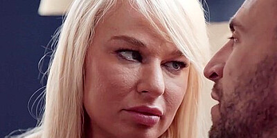 London River In Blonde Wife Gets Banged By The Big Of Hunky Isiah Maxwel