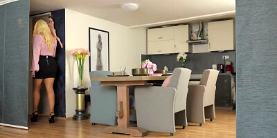 Tori Cummings finds the right man for the job: fucking her MILF pussy