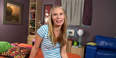Horny Teen Dakota Puts on a Pussy Show and Cums Hard