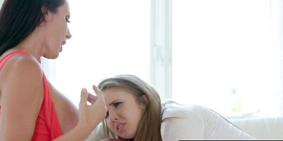 Femme fatale Lena Paul and Reagan Foxx at dovefuck sex