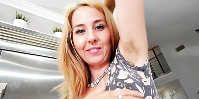 Nice-looking Aali's redhead video