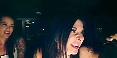 Her Dead Friends Emerge Out Of The Grave - Joanna Angel, Small Hands And Lacy Lennon