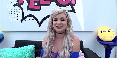 Rectal hookup enjoying blond, Heather Babe can't wait to get porked until she begins squealing