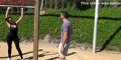 Tetas Grandes And Antonio Mallorca - Follando Una Latina De Culo Y En Un Parque Publico