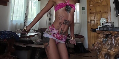 Relaxing Anus In The Soft Salty Ocean Water Before Anal Sex On The Kitchen Table