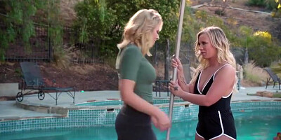 Lesbian Babe Fingering Blonde Housemaid - Bailey Brooke, Lesbian Fingering And Big T