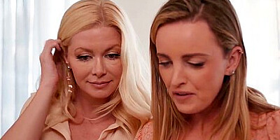 Lesbian Milf Fingering with Bella Bends, Charlie Forde