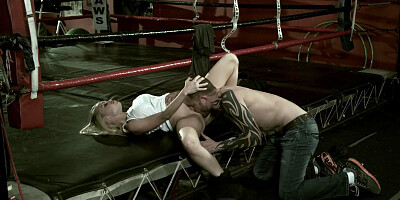 ...Blonde hussy Jesse Jane gets eaten out and fucked in the gym...