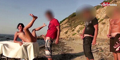 Exciting sweetie at beach movie