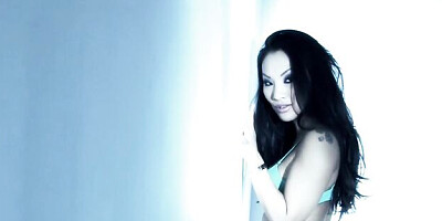 Watch femme fatale Asa Akira's xxx