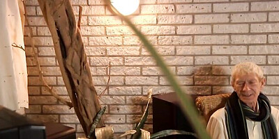 Talented chick - grandpa sex action - Oldje