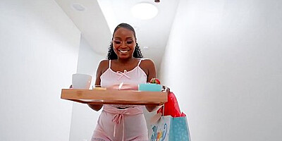 Virtual Cunt, Sneaky Surprise With Ebony Elsie With Xander Corvus