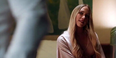 Khloe Kapri - Obedient Baddie Deepthroats His Massive Cock