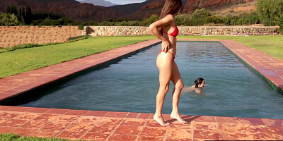 Hot Ukrainian teen lesbians posing naked