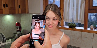 My Stepbrother Asks Me For A Photo To See Me Naked On An App