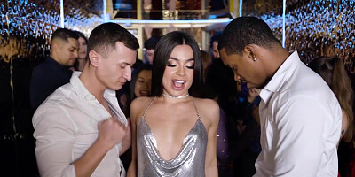 ...Public threesome with hot Martina Smeraldi...