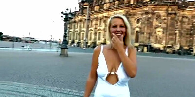 Luci And Izzy Nude In Dresden