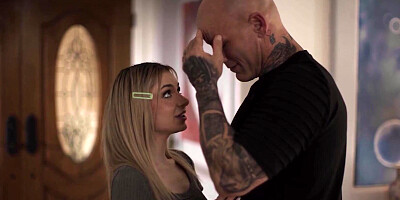 ADULTMOBILE - Stunning Blonde Keeps Eye Contact With Her Step-Uncle As He Fingers Her Shaved Pussy