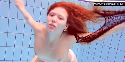 Ladylove's solo female clip by Underwater Show