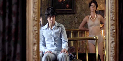 Is Eagerly Awaiting For This Opportunity To Have Sex 10 Min