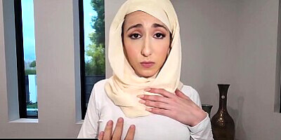 Best Friends Fucks For The First Time - Hijab Hookup