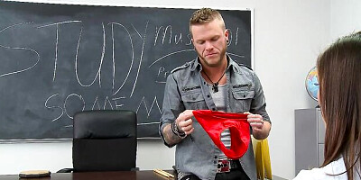 Spicy nerdy girlfriend Rilynn Rae screwed in the classroom