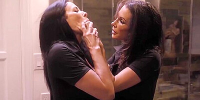 Tommy Pistol And Reagan Foxxx - Pleasures Her Husband To Keep Her Secret