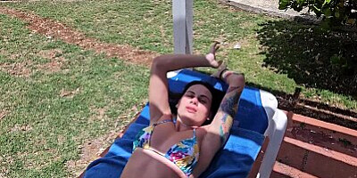 I met Enni Roud by the pool and she offered to have sex while her boyfriend was in the shower