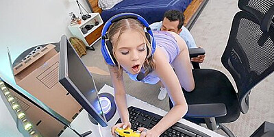 Coco Lovelock, Alex Jones And Coco White In Hot Threesome Sex