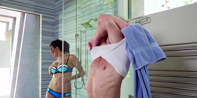 MommyGotBoobs: European Reagan Foxx cheating