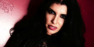 Watch ideal Romi Rain's trailer