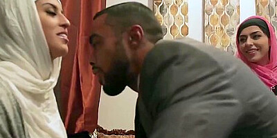 Arab Girls And Are Sharing A Bbc - Sophia Leone, Audrey Royal And Monica Sage