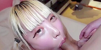 First Time Walking Around Okubo Park, A G-cup Tax Evading Cafe Girl. Her Rotten Attitude Towards Society Is So Bad I Cant Stand It