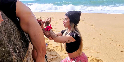 I Asked a Stranger to Film Me on the Beach, I Rewarded Him with a Very Wet Blowjob!