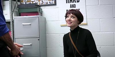 Short haired MILF thief caught by a cop