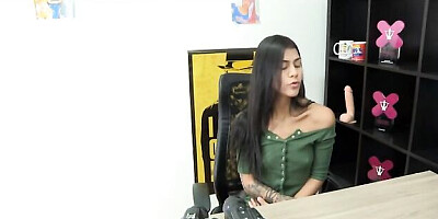 Watch irresistible Andrea's sex