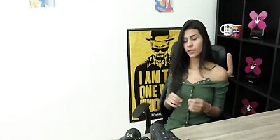 Watch irresistible Andrea's sex