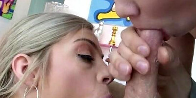 Spit accompanied by luxury Lenna Lux