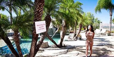 Codey Steele and Scarlett Alexis's public action by Sinful XXX