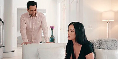 Tommy Pistol And Jennifer White In Busy And Busty Milf Riding Big Cock And Enjoyed Hardcore Sex