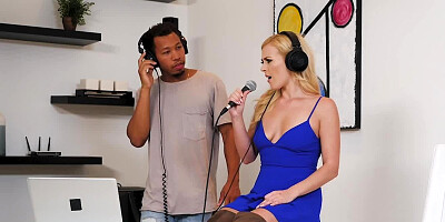 Ebony producer helps attractive singer with his shaft