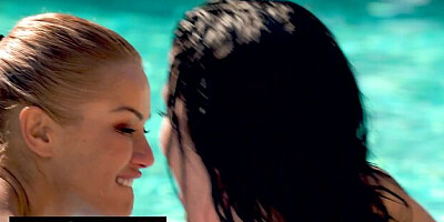 Delicate Cherry and Lola's fingering dirt