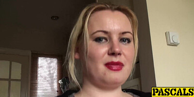 Like all supreme damsels Amber West foster a fine culo slapping