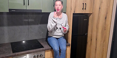 Mature Housewifes Midnight Craving Bbc Fantasy Turns Kitchen Into Her Playground
