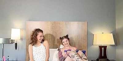 Watch Extravagant Tootsies Clip