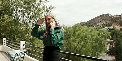 Desperate Babe Kenzie Taylor BBC Blowbang - DFXtra