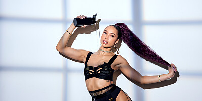 Alexis Tae still looks the hottest as she gets assfucked