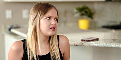 MOMMY'S GIRL - Kit Mercer Resolves Coco Lovelock's Dentist Fear By Eating Her Pussy On Her New Couch